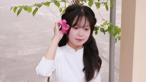 Bộ ảnh đầu tay của em cùng chiếc canon R50 đây ạaa☺️☺️🥰🥰